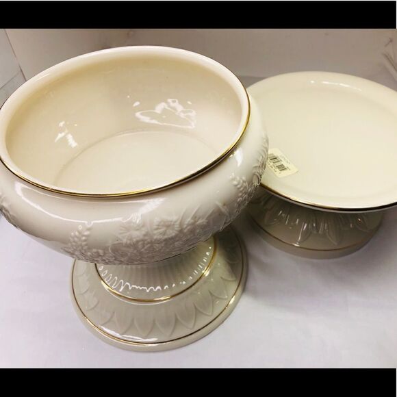 Lenox China Serveware Set: Bowl & 2 Display Bases - Picture 14 of 16